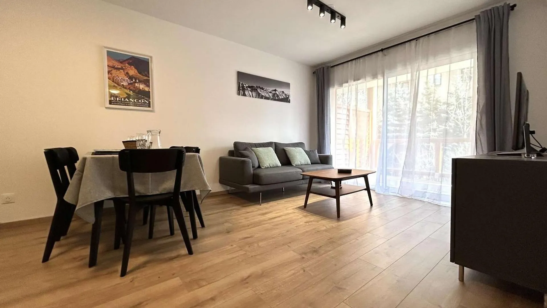 Apartment Appartement 3 Pieces, 2 Chambres, Balcon, Vue Briancon, Wifi Gratuit - Fr-1-330C-150